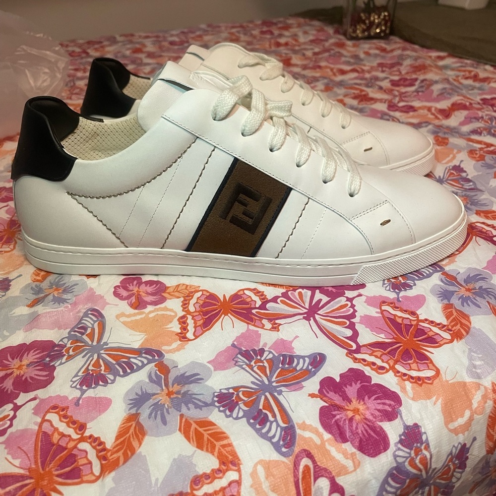 Fendi with logo Low top sneakers